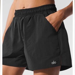 ALO Yoga Alumni shorts - unisex